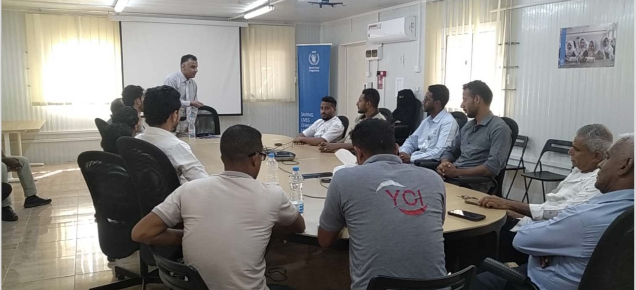 فريق عمل أثناء التدريب